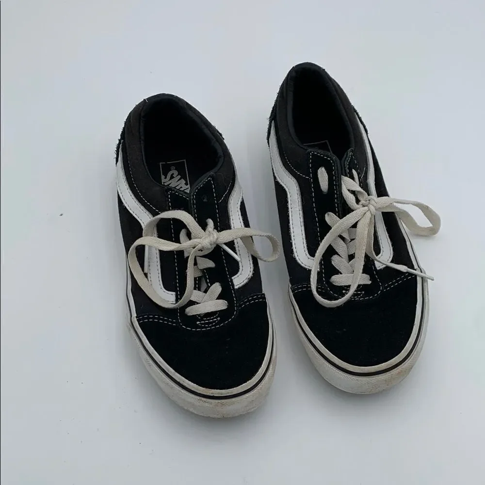 Vans Kids Black and White Sneakers boys size 5